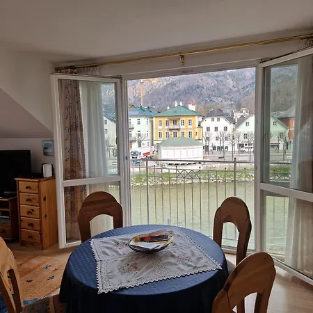 Traunkai Zauner Blick * Bad Ischl